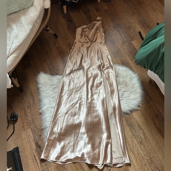 BIRDY GREY Kira Dress In Shiny Satin Neutral Champagne - Picture 6 of 9